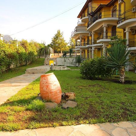 Menada Green Hills Apartments Sozopol Exterior foto
