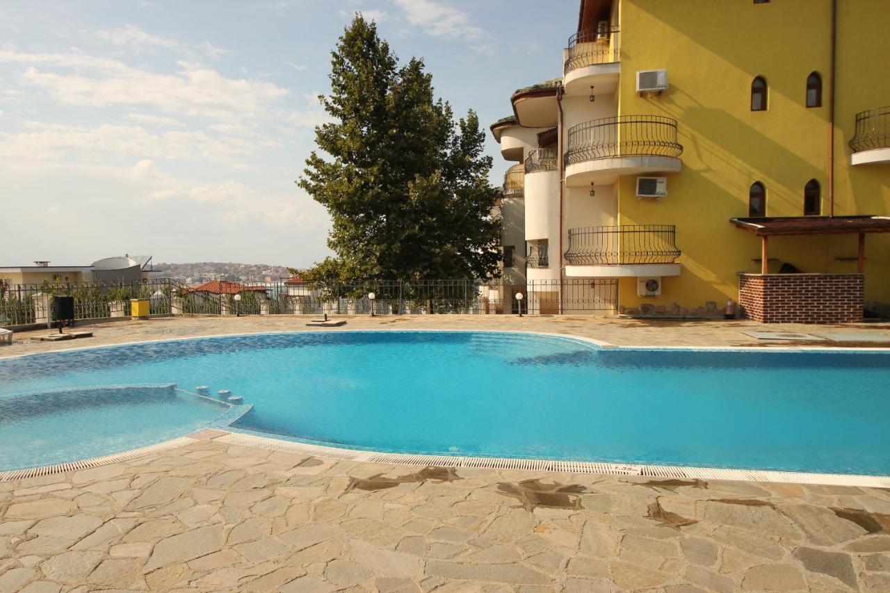 Menada Green Hills Apartments Sozopol Exterior foto