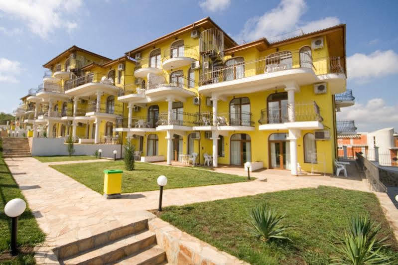 Menada Green Hills Apartments Sozopol Exterior foto
