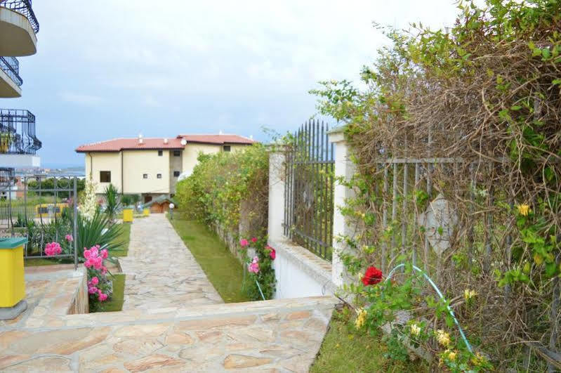 Menada Green Hills Apartments Sozopol Exterior foto