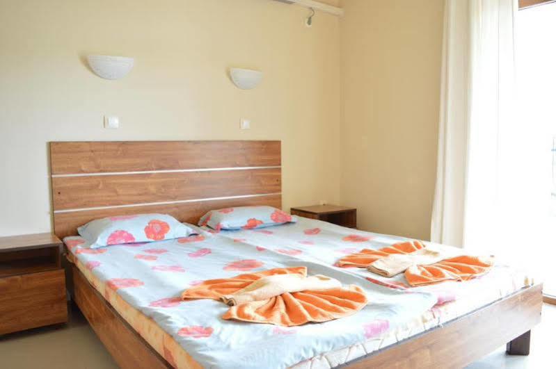Menada Green Hills Apartments Sozopol Exterior foto