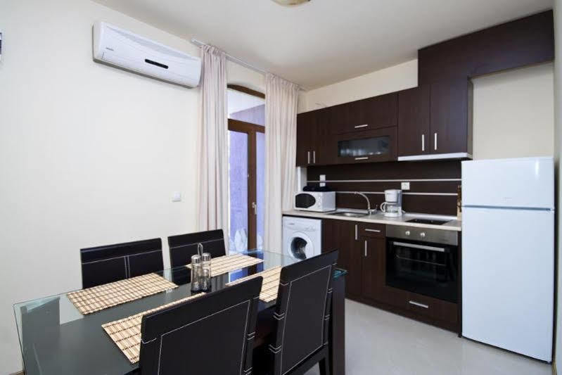 Menada Green Hills Apartments Sozopol Exterior foto