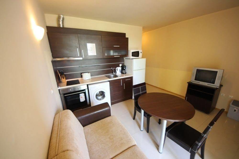 Menada Green Hills Apartments Sozopol Exterior foto