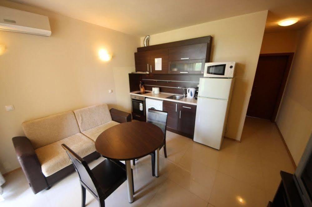 Menada Green Hills Apartments Sozopol Exterior foto