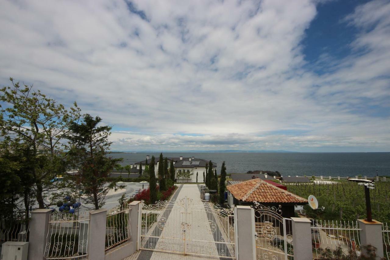 Menada Green Hills Apartments Sozopol Exterior foto